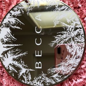 Becca holiday eyeshadow highlighter palette